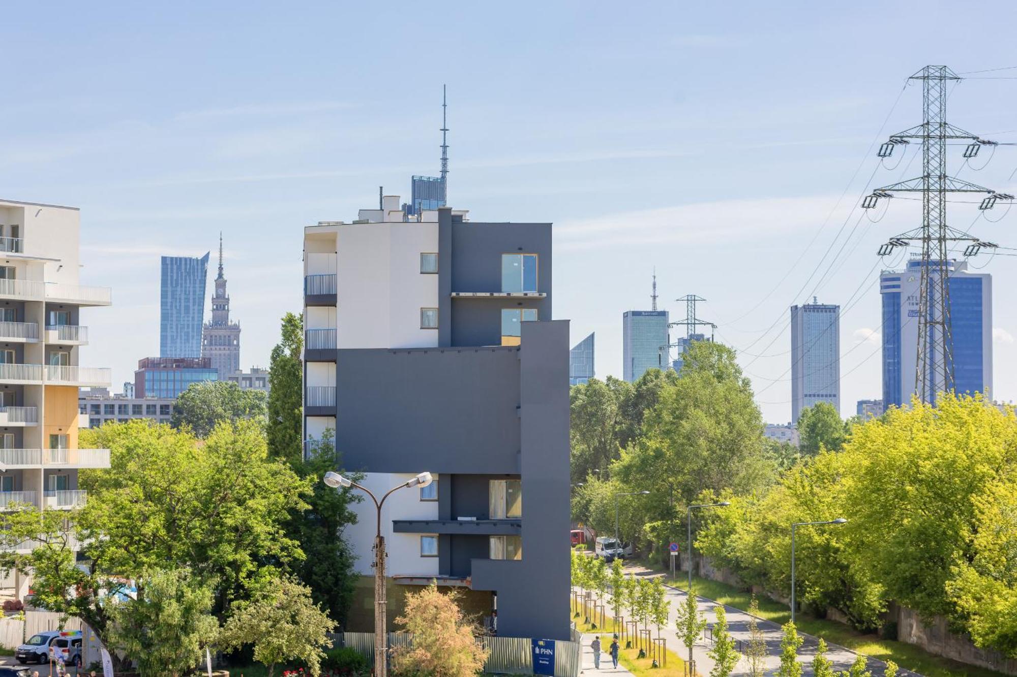Nowoczesne Z Balkonem Kolejowa Nu Wola By Renters
