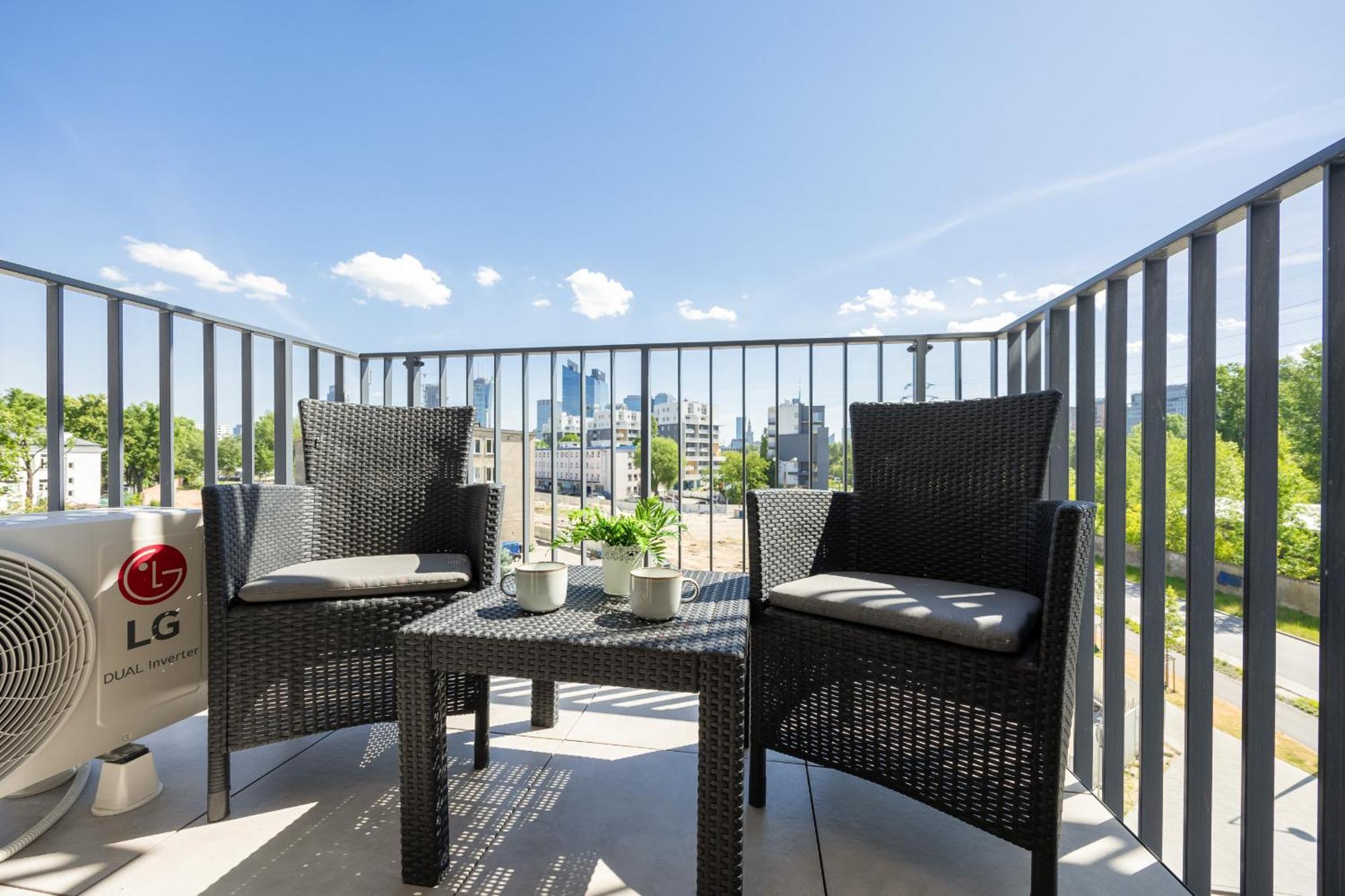 Appartement Nowoczesne Z Balkonem Kolejowa Nu Wola By Renters