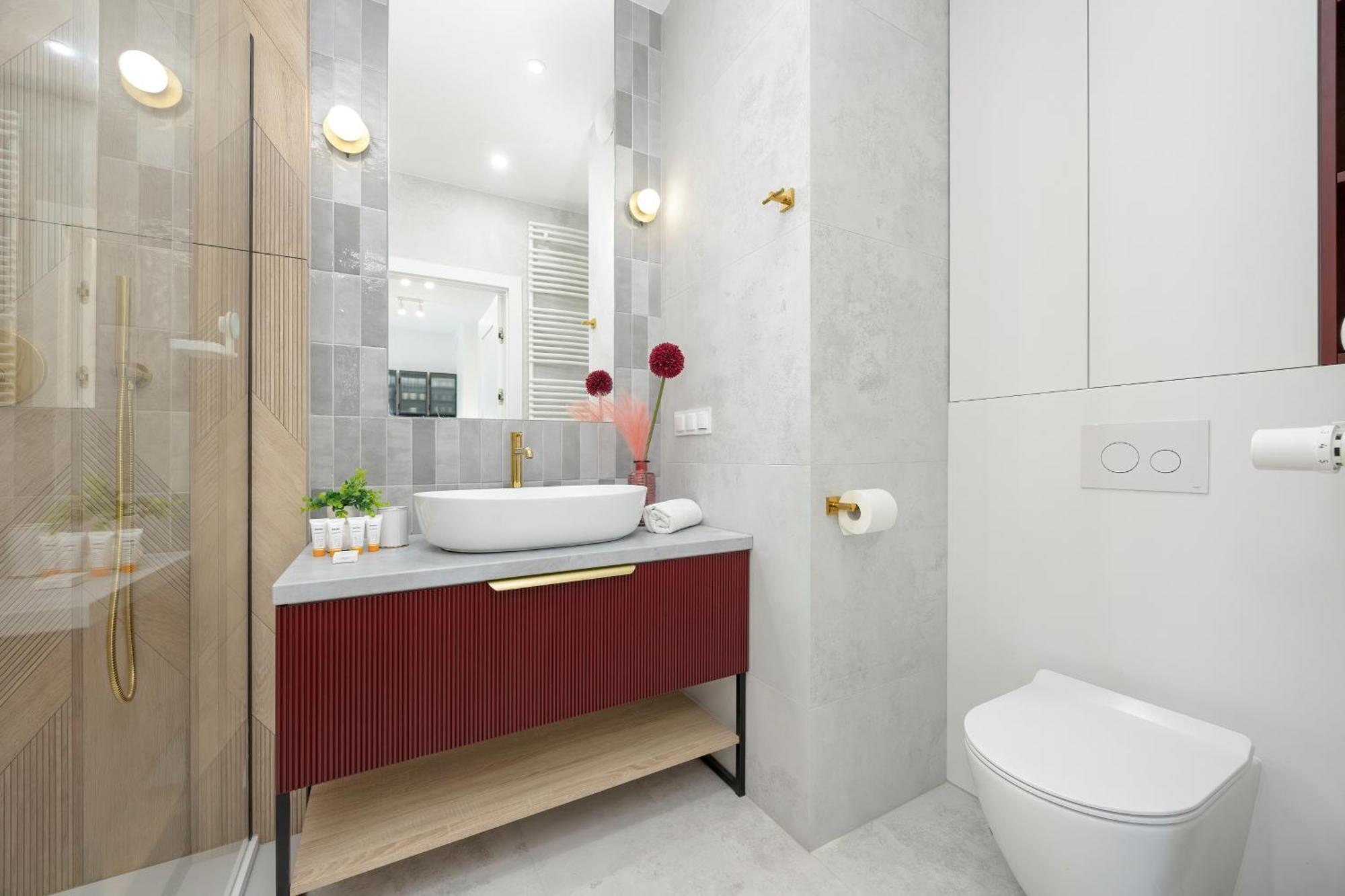 Nowoczesne Z Balkonem Kolejowa Nu Wola By Renters Warschau